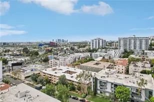 1121 N Olive Dr, West Hollywood, CA 90069 - Photo 32