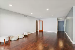 1121 N Olive Dr, West Hollywood, CA 90069 - Photo 12