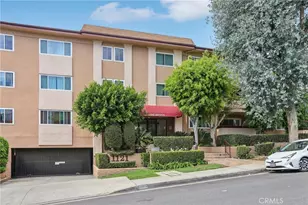 1121 N Olive Dr, West Hollywood, CA 90069 - Photo 1