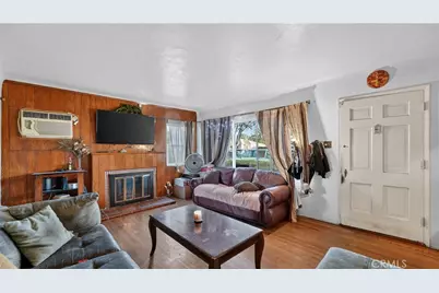 223 E Marker Street, Long Beach, CA 90805 - Photo 8