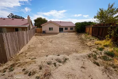 10304 Primrose Avenue, Hesperia, CA 92345 - Photo 22