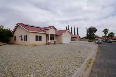 10304 Primrose Avenue, Hesperia, CA 92345 - Photo 2