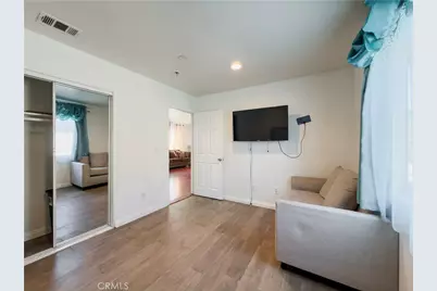 689 E 115, Los Angeles, CA 90059 - Photo 34