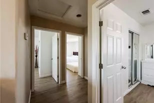 689 E 115, Los Angeles, CA 90059 - Photo 28