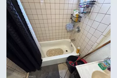 223 E 55th, Los Angeles, CA 90011 - Photo 34