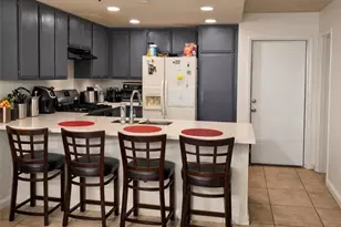 11394 Aqua Ct, Fontana, CA 92337 - Photo 2