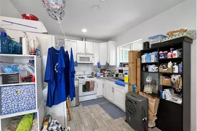 161 W Harcourt Street, Long Beach, CA 90805 - Photo 16