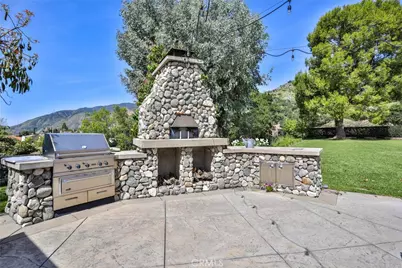 579 E Sierra Madre, Azusa, CA 91702 - Photo 52