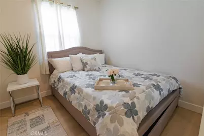 1615 W 67th, Los Angeles, CA 90047 - Photo 8