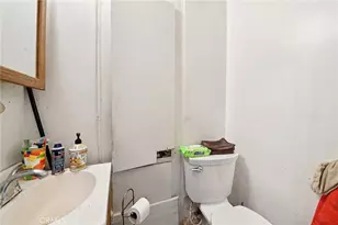 13944 Brightwell Ave, Paramount, CA 90723 - Photo 6