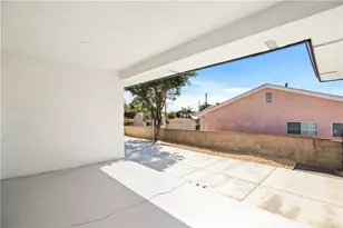 1258 W 121st, Los Angeles, CA 90044 - Photo 28