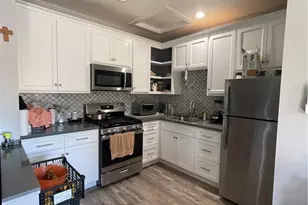 17183 Sunburst, Sherwood Forest, CA 91325 - Photo 6