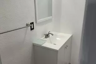 714 Wistaria, Bakersfield, CA 93308 - Photo 12