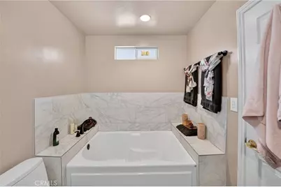 4049 Martin Luther King Jr, Lynwood, CA 90262 - Photo 24