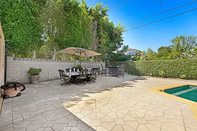 4313 Rhodes, Studio City, CA 91604 - Photo 16