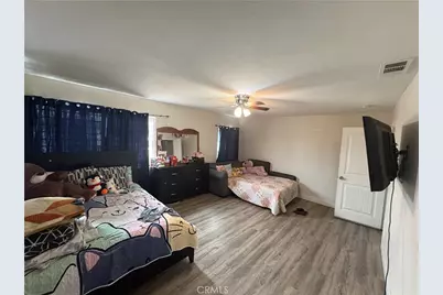 501 W Latham, Hemet, CA 92543 - Photo 8