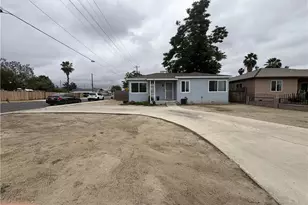 501 W Latham, Hemet, CA 92543 - Photo 32