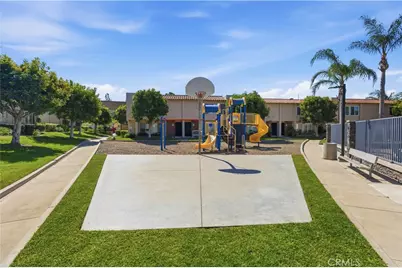 700 W La Veta #C7, Orange, CA 92868 - Photo 22