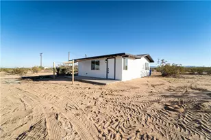 65125 Saturn, Joshua Tree, CA 92252 - Photo 2