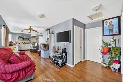 750 E 48th, Los Angeles, CA 90011 - Photo 2