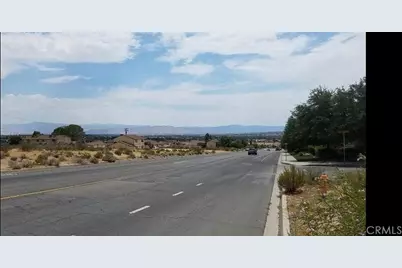 16299 Apple Valley, Apple Valley, CA 92307 - Photo 2