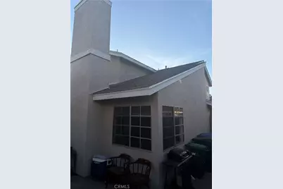 863 Encino, Corona, CA 92882 - Photo 2