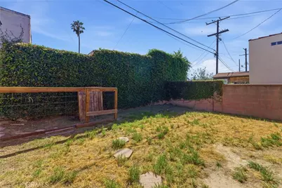 1732 W 65th, Los Angeles, CA 90047 - Photo 20