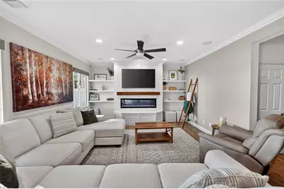 16235 Navigator, Chino, CA 91708 - Photo 10