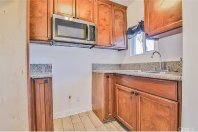 1712 E 57th, Los Angeles, CA 90058 - Photo 12