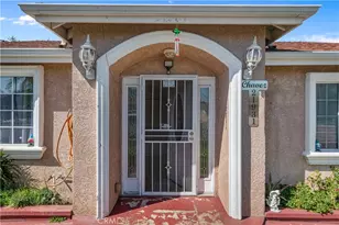 21931 Violeta Ave, Hawaiian Gardens, CA 90716 - Photo 4