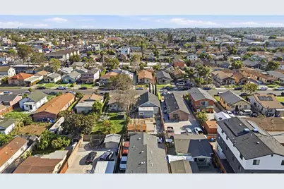137 W 84th Place, Los Angeles, CA 90003 - Photo 26