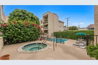 14521 Benefit St #102, Sherman Oaks, CA 91403 - Photo 18
