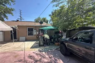 10673 Saticoy, Los Angeles, CA 91352 - Photo 14