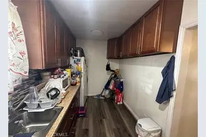 10673 Saticoy, Los Angeles, CA 91352 - Photo 10