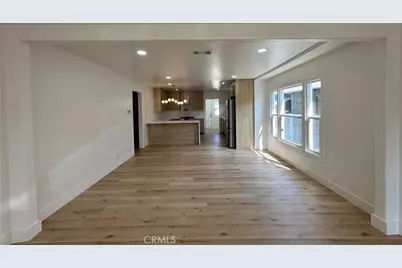 2249 W 30th Street, Los Angeles, CA 90018 - Photo 6