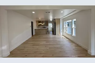 2249 W 30th Street, Los Angeles, CA 90018 - Photo 6