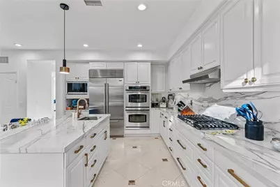 20366 Via Galileo, Porter Ranch, CA 91326 - Photo 38