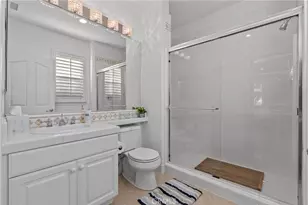 20366 Via Galileo, Porter Ranch, CA 91326 - Photo 54