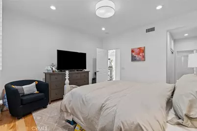 20366 Via Galileo, Porter Ranch, CA 91326 - Photo 48