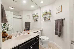 3525 W Greentree Cir, Anaheim, CA 92804 - Photo 14