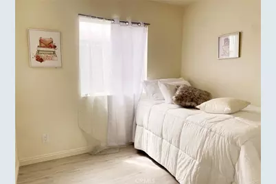 1118 E 77th, Los Angeles, CA 90001 - Photo 20