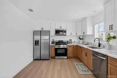 1112 E 102nd Street, Los Angeles, CA 90002 - Photo 12