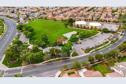 3921 Barbury Palms, Perris, CA 92571 - Photo 14