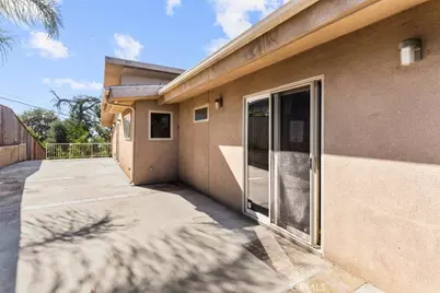 2377 Silver Ridge Avenue, Los Angeles, CA 90039 - Photo 12