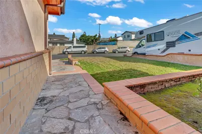 1324 E Turmont, Carson, CA 90746 - Photo 6