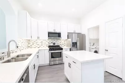 39601 Saba Court, Murrieta, CA 92563 - Photo 12