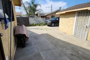 951 S Kern, Los Angeles, CA 90022 - Photo 12