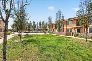 16408 Valencia, Fontana, CA 92335 - Photo 42