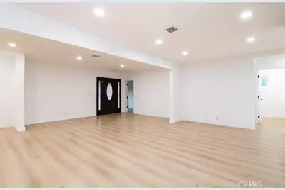 9246 Manzanar, Downey, CA 90240 - Photo 14