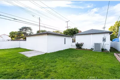 9246 Manzanar, Downey, CA 90240 - Photo 32
